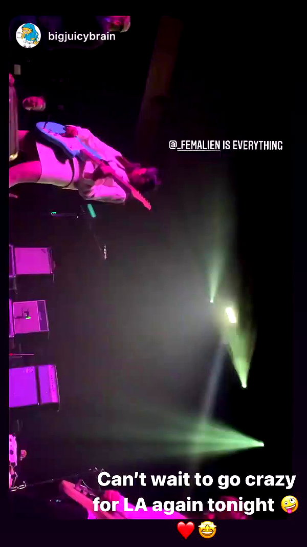 _femalien archive video preview