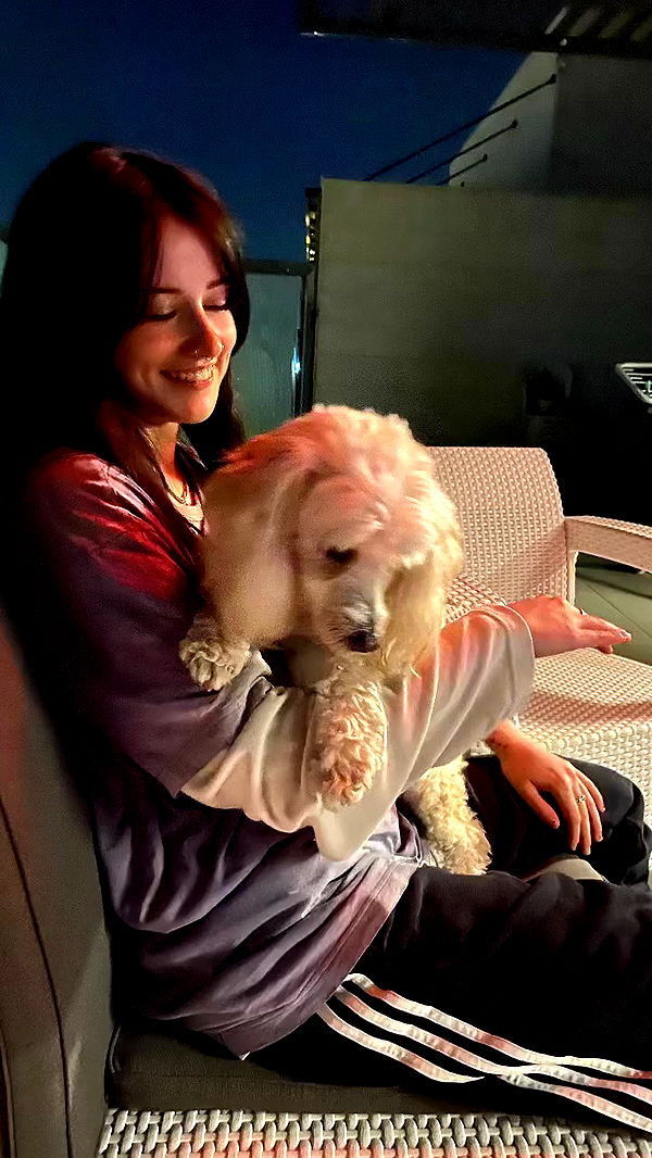 feelbetterinmysweater archive video preview