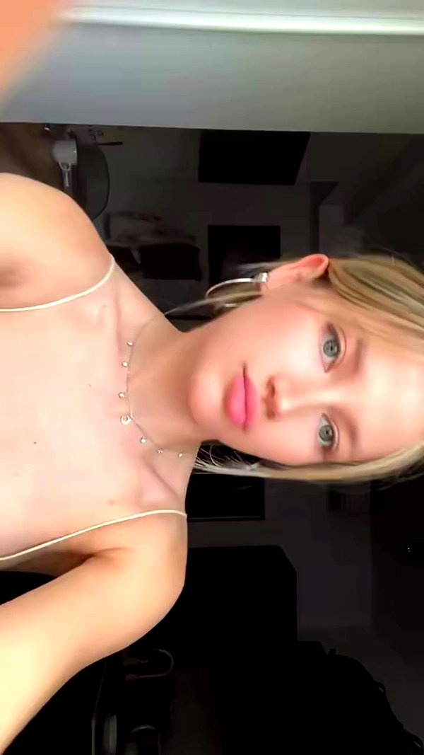 adele__averina archive video preview