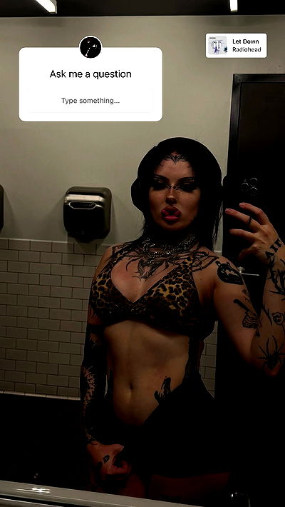 nikkibitez nikkibitez archive video