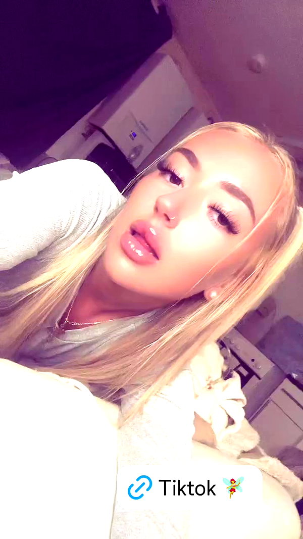 chlochristienx archive video preview