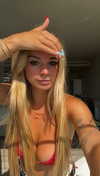 kaitlyn_krems Altpins Profile Picture