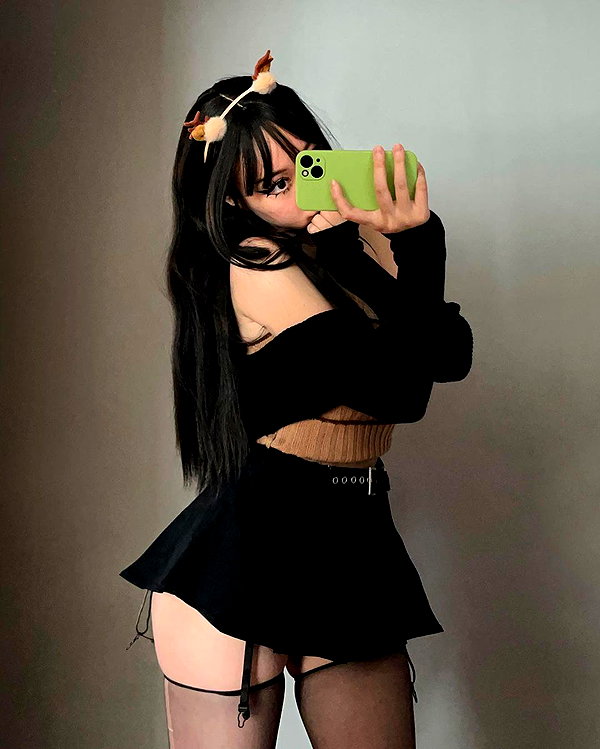 cyberkitty_____ instagram image archive image