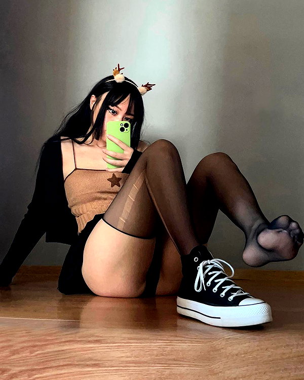 cyberkitty_____ instagram image archive image