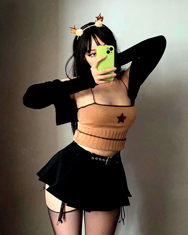 cyberkitty_____ instagram image archive image