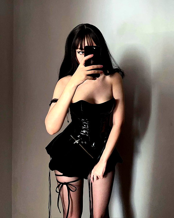 cyberkitty_____ instagram image archive image