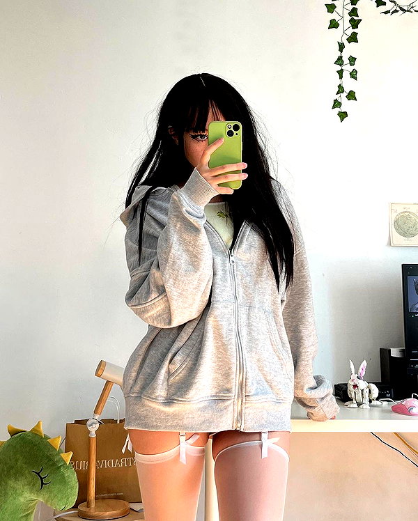cyberkitty_____ instagram image archive image