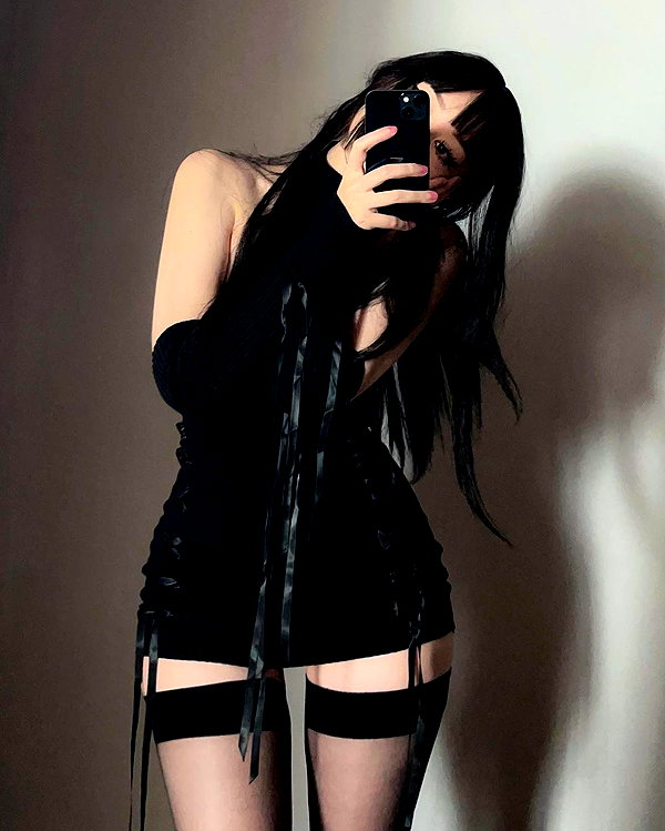 cyberkitty_____ instagram image archive image