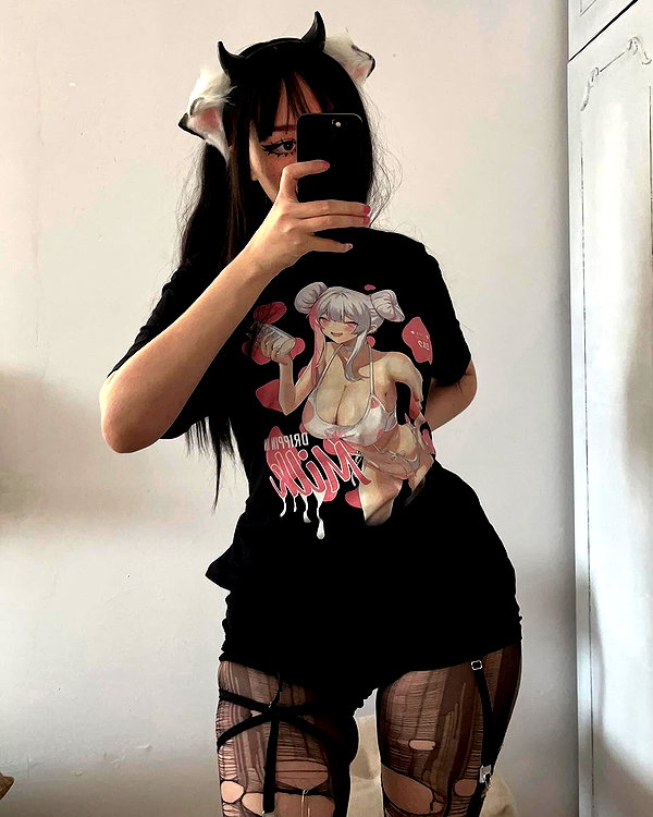 cyberkitty_____ instagram image archive image