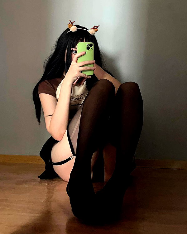 cyberkitty_____ instagram image archive image