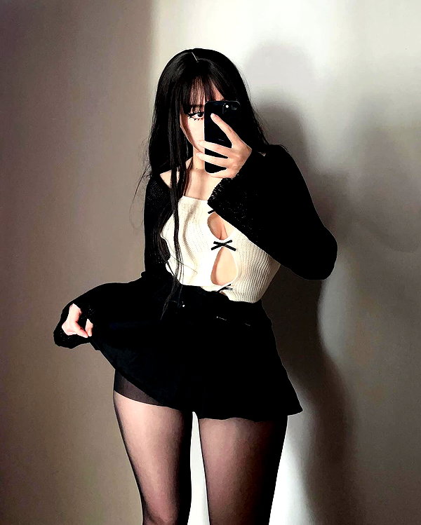 cyberkitty_____ instagram image archive image