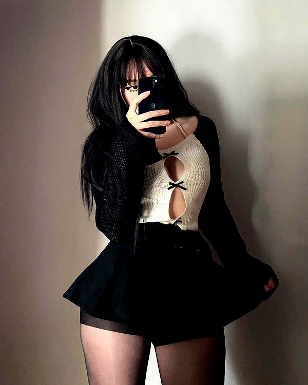 cyberkitty_____ instagram image archive image