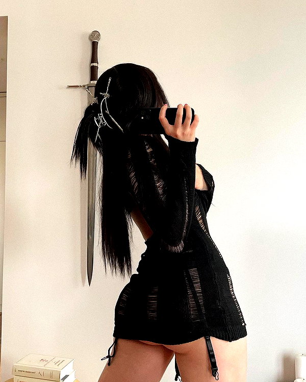 cyberkitty_____ instagram image archive image