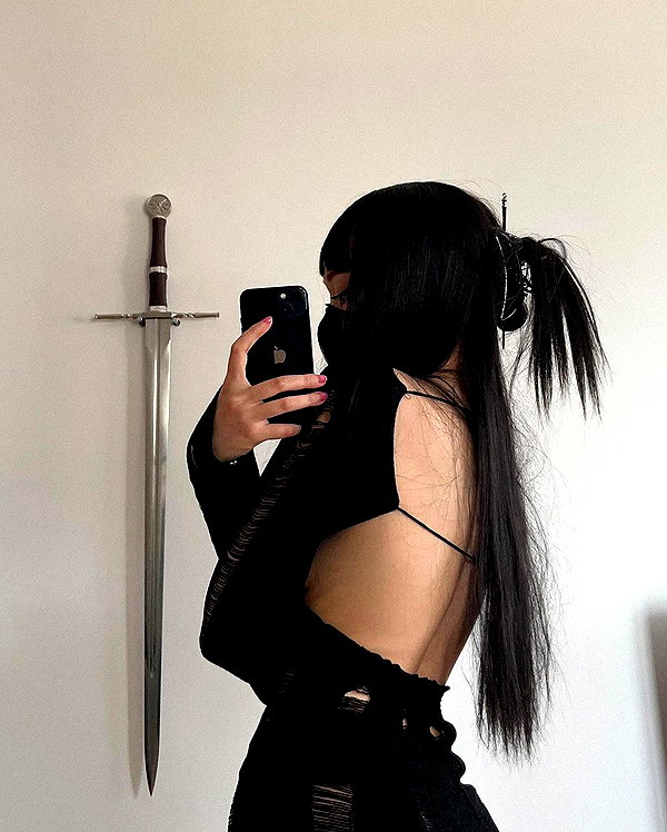 cyberkitty_____ instagram image archive image