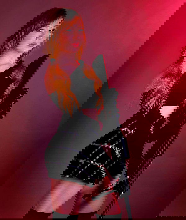 eveliniya eveliniya archive image