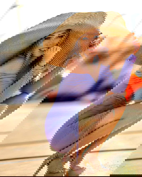 eveliniya eveliniya archive image