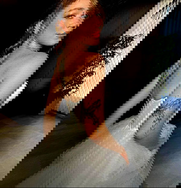 eveliniya eveliniya archive image