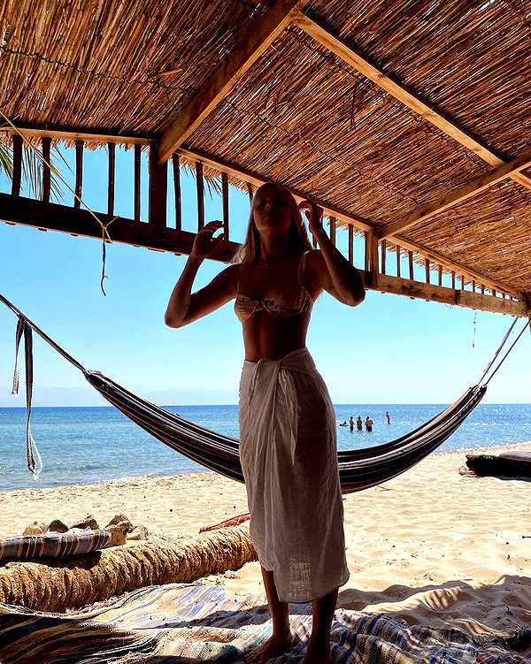 ilana_kotlovker instagram image archive image