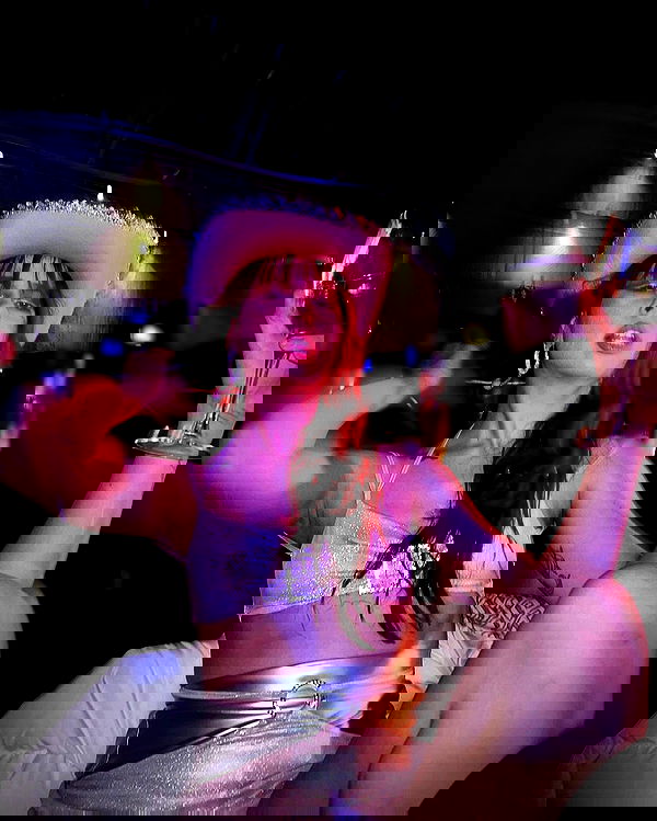 kaliamorcita image ~ Altpins