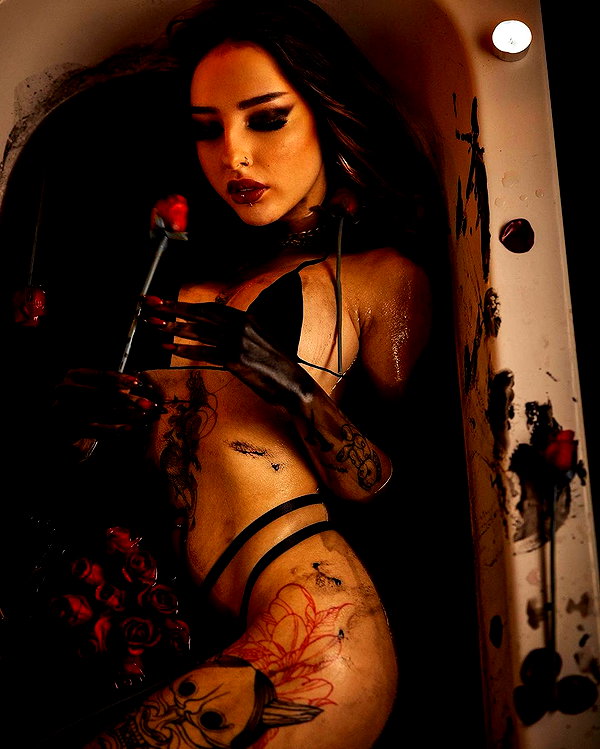 karin_orhov instagram image archive image