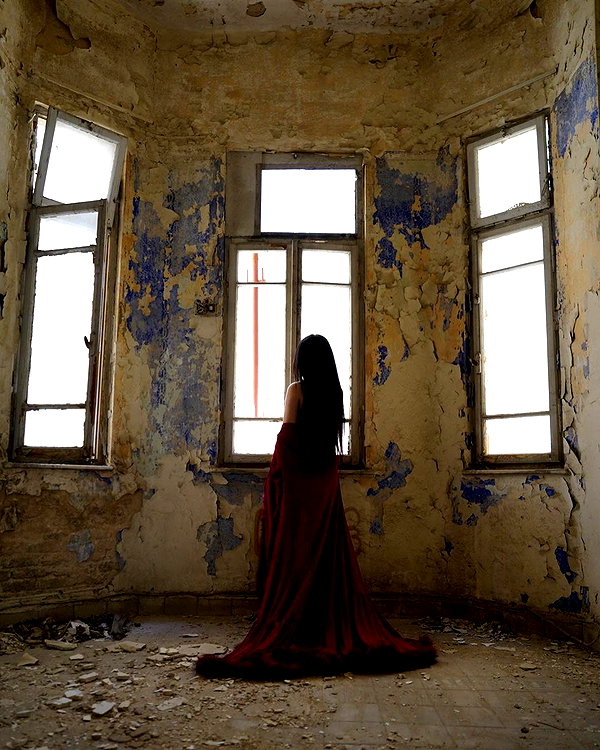 karin_orhov instagram image archive image