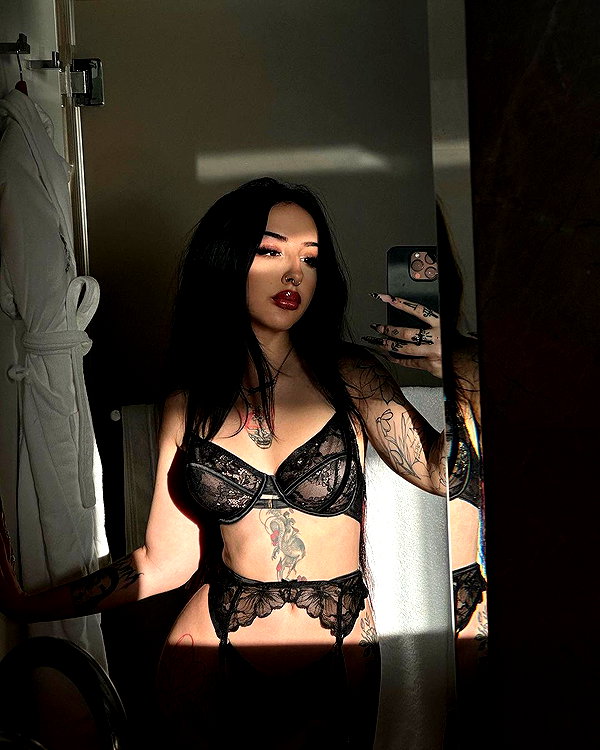 karin_orhov instagram image archive image