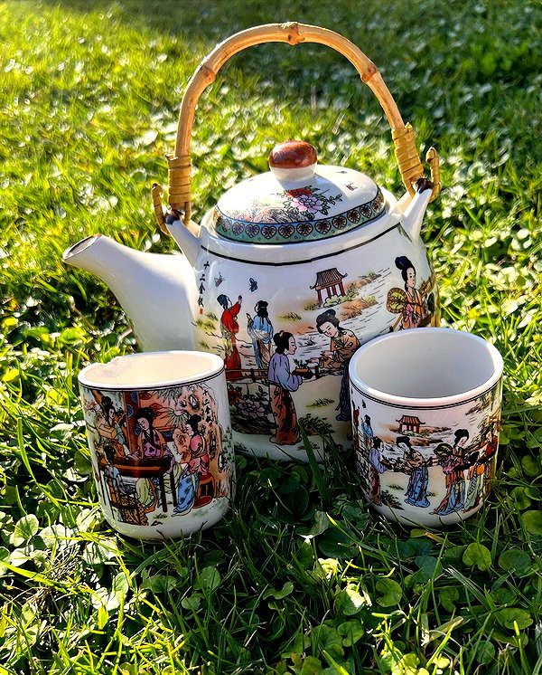 liiuuar instagram image archive image