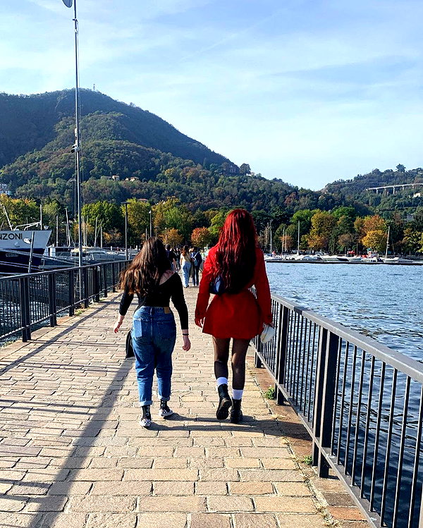 liori_hen instagram image archive image