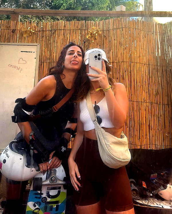 roni_ackerman instagram image archive image