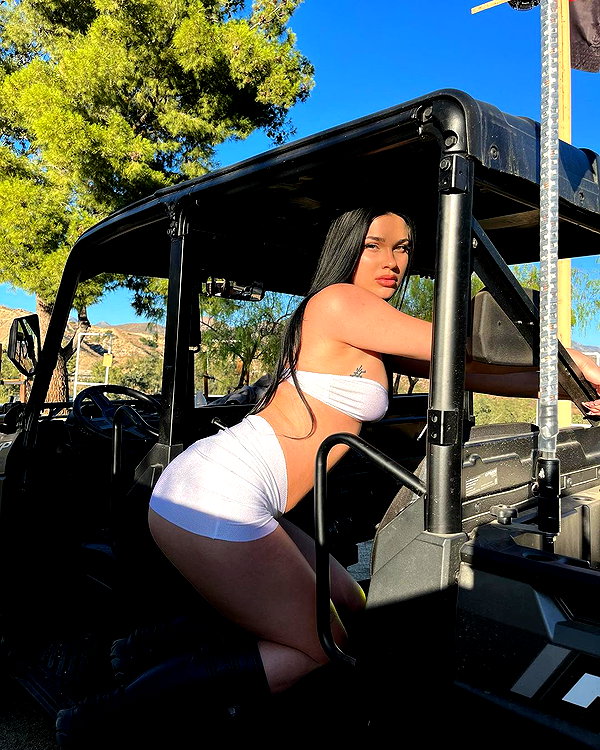 symoneyry instagram image archive image