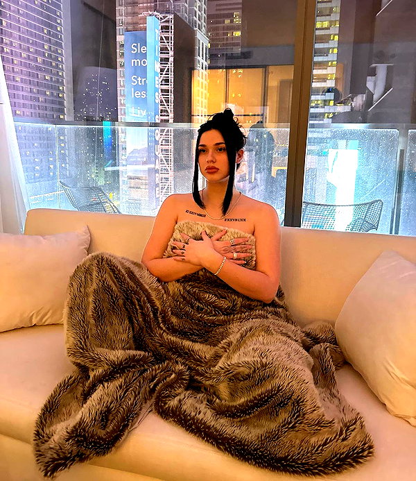symoneyry instagram image archive image
