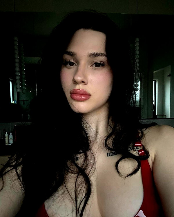 symoneyry instagram image archive image