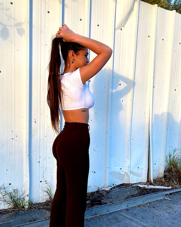 yuliarazi instagram image archive image