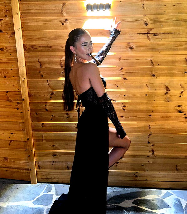yuliarazi instagram image archive image