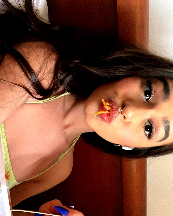 yuliarazi instagram image archive image