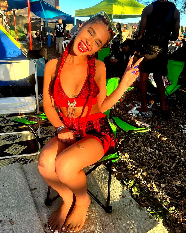 yuliarazi instagram image archive image