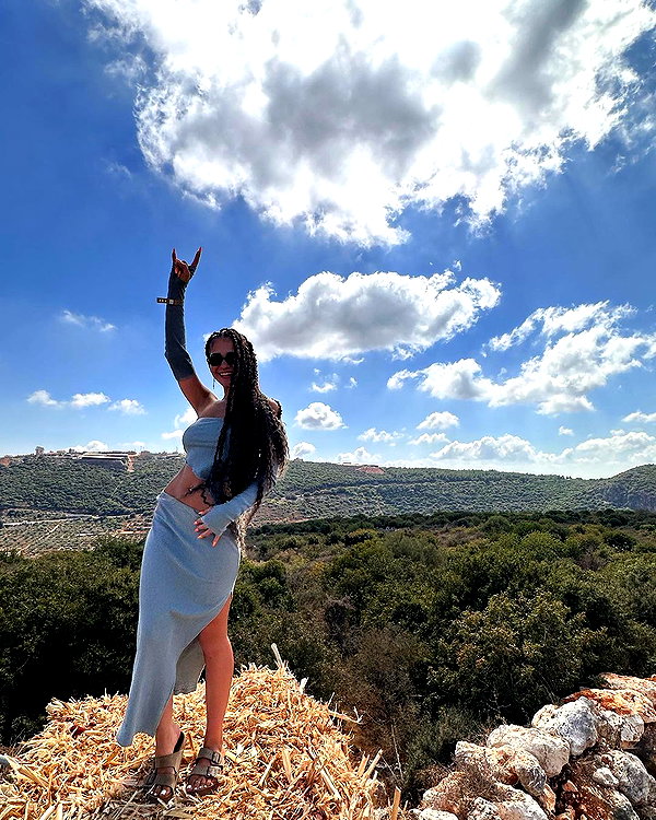 yuliarazi instagram image archive image