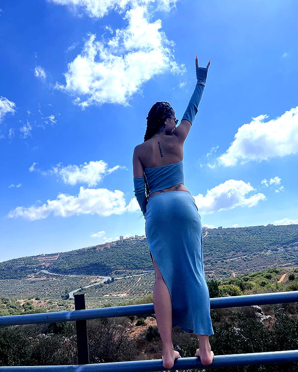 yuliarazi instagram image archive image