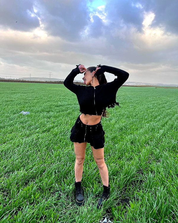 yuliarazi instagram image archive image