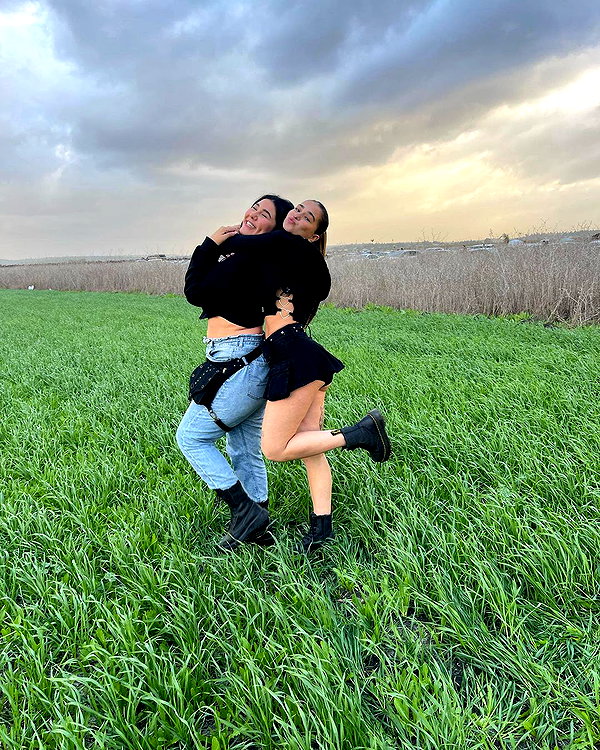 yuliarazi instagram image archive image