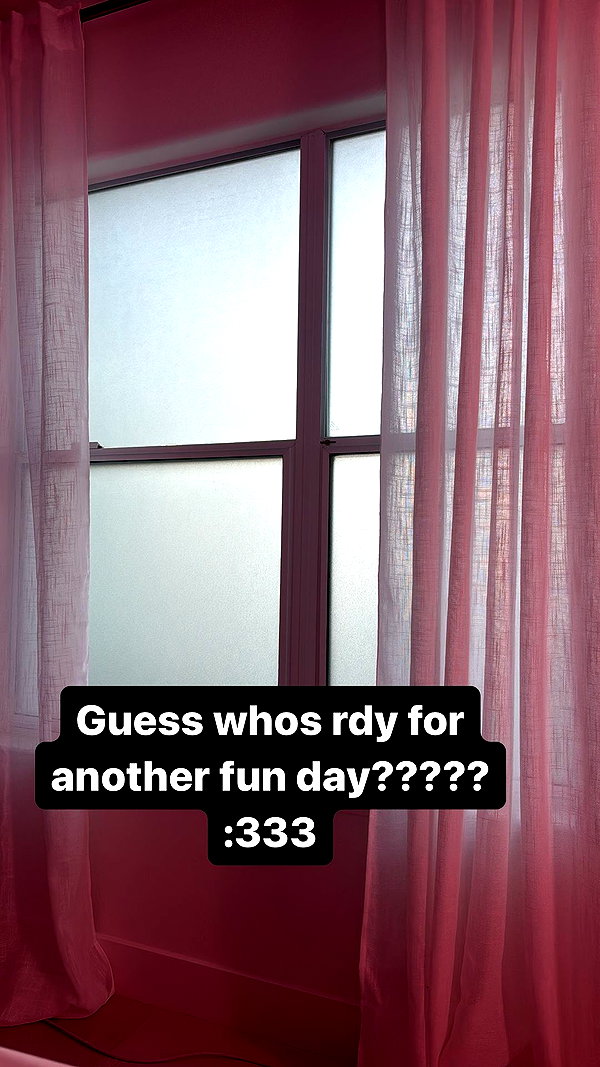 alyri_tv instagram image archive image