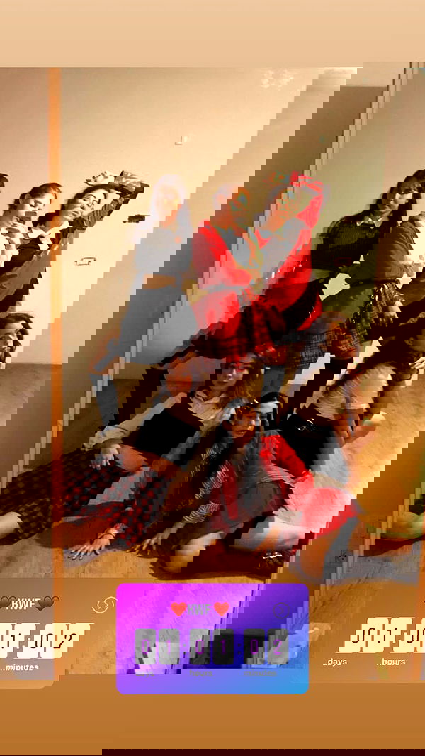 eveliniya eveliniya archive image