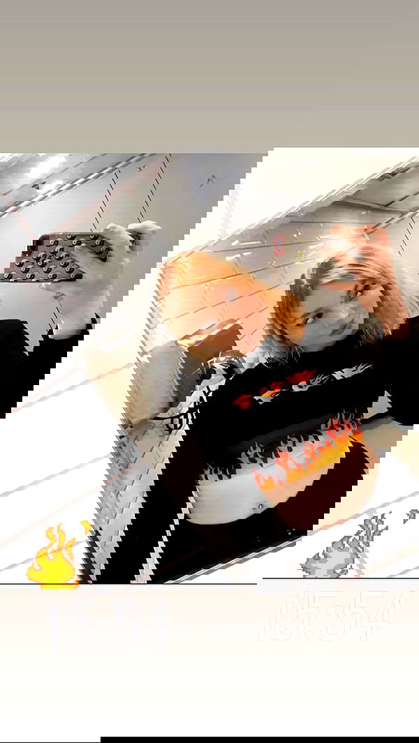 eveliniya eveliniya archive image