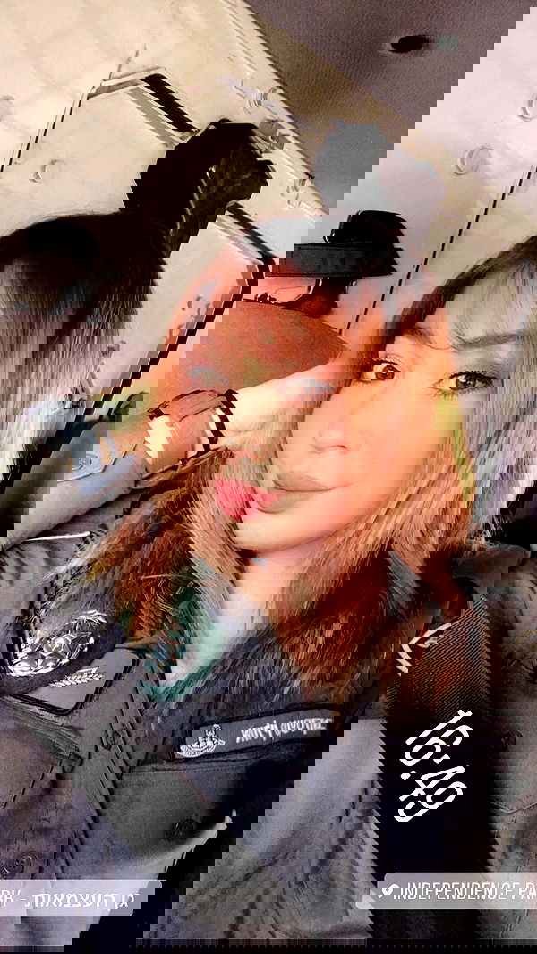 eveliniya eveliniya archive image