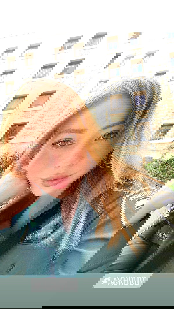 eveliniya eveliniya archive image