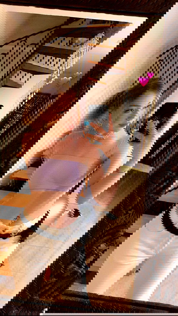 eveliniya eveliniya archive image