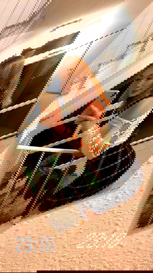 eveliniya eveliniya archive image