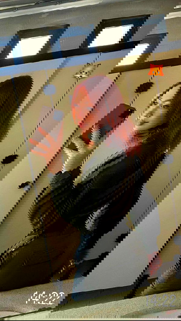 eveliniya eveliniya archive image