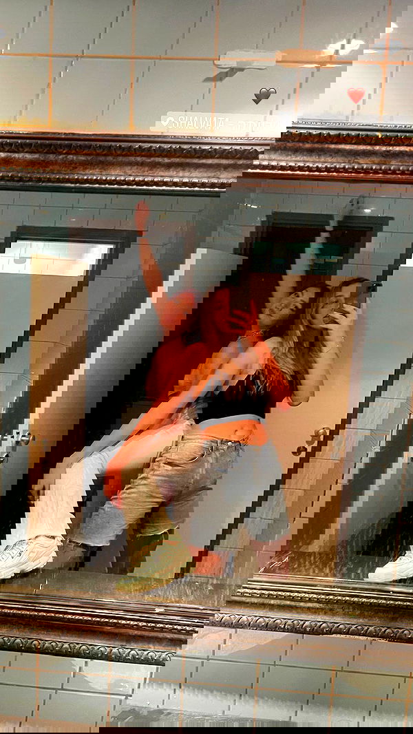 eveliniya eveliniya archive image