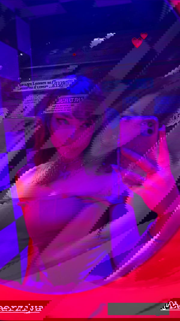 eveliniya eveliniya archive image